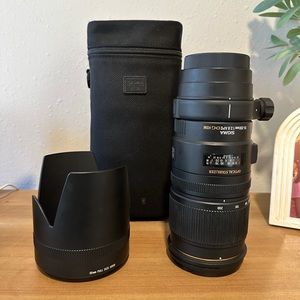 Sigma 70-200mm f/2.8 Canon EF mount lens